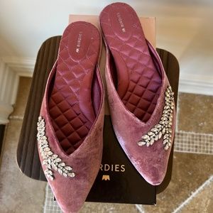 Birdies The Swan Jeweled Raspberry 10.5 Rhinestone Velvet Slides